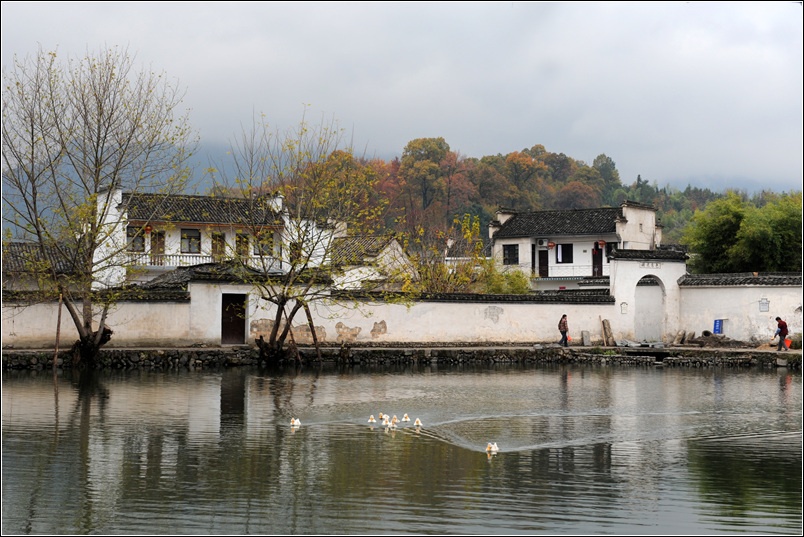 安徽宏村：傳統(tǒng)水墨畫里的中國(guó)鄉(xiāng)村