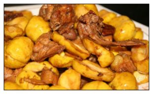 鳳凰古城旅游購(gòu)物---板栗燉雞